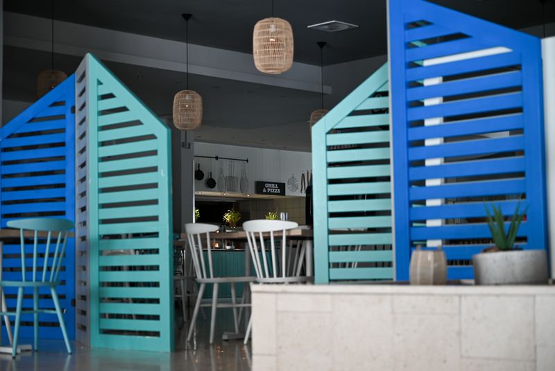 Papa Ginos restaurant interior — warm and welcoming dining atmosphere